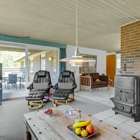 Pet Friendly Home In Blavand With Sauna 度假居 布拉万德